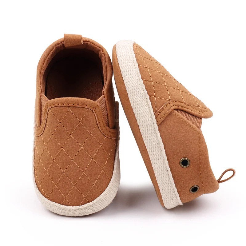 Casual Slip On Shoes: Brown