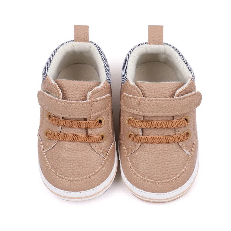 Skid Resistant Walking Shoes: Khaki